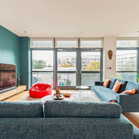 Luxurious Flat Sunny, Quiet, Design, Lift, Balcony Lejlighed London Eksteriør billede